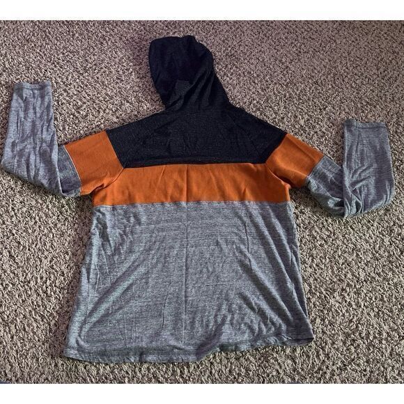 Distortion Men's long sleeve thin hoodie size large - Picture 5 of 5